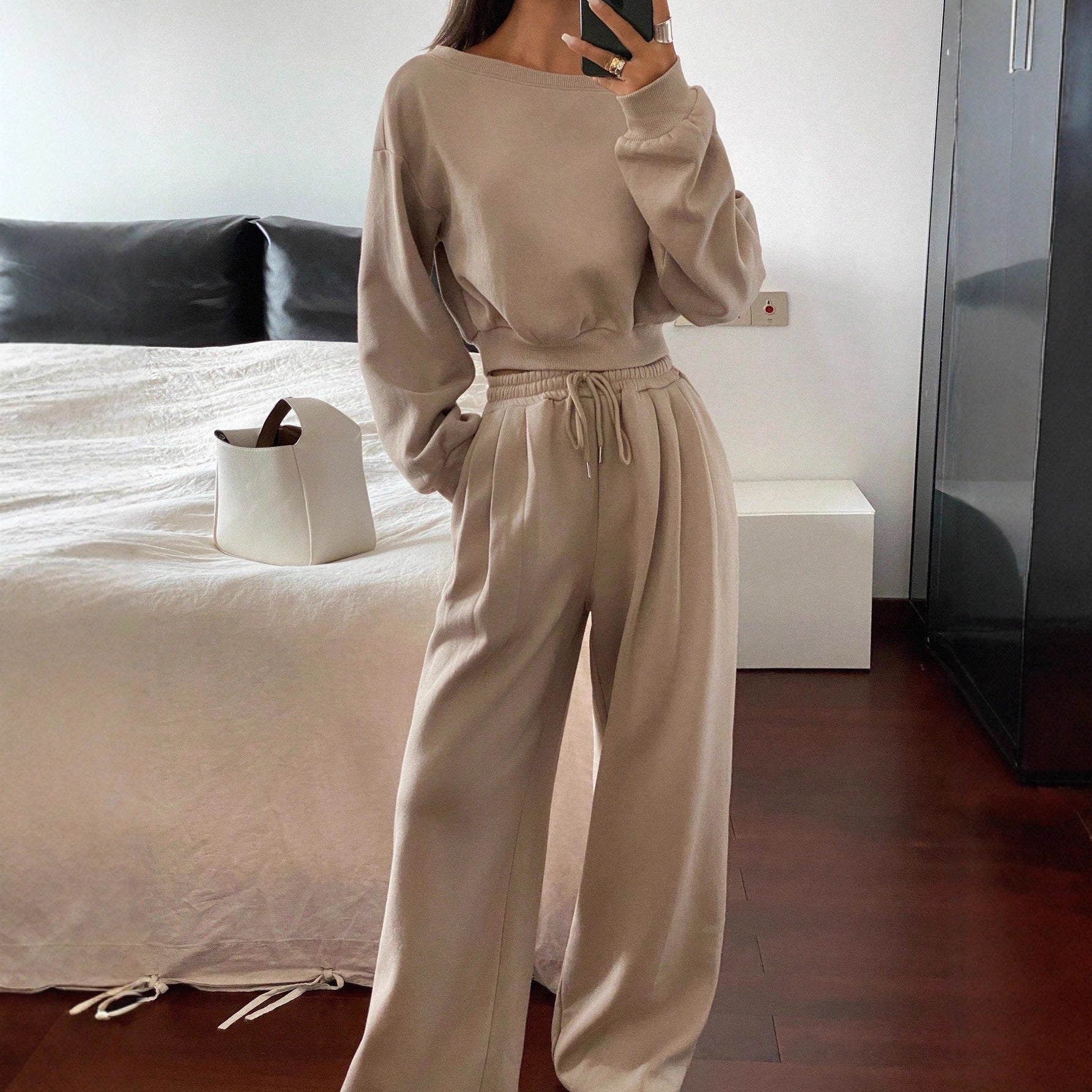 Relaxed Age-reducing, And Chic Sweatshirt Casual Sportswear Set