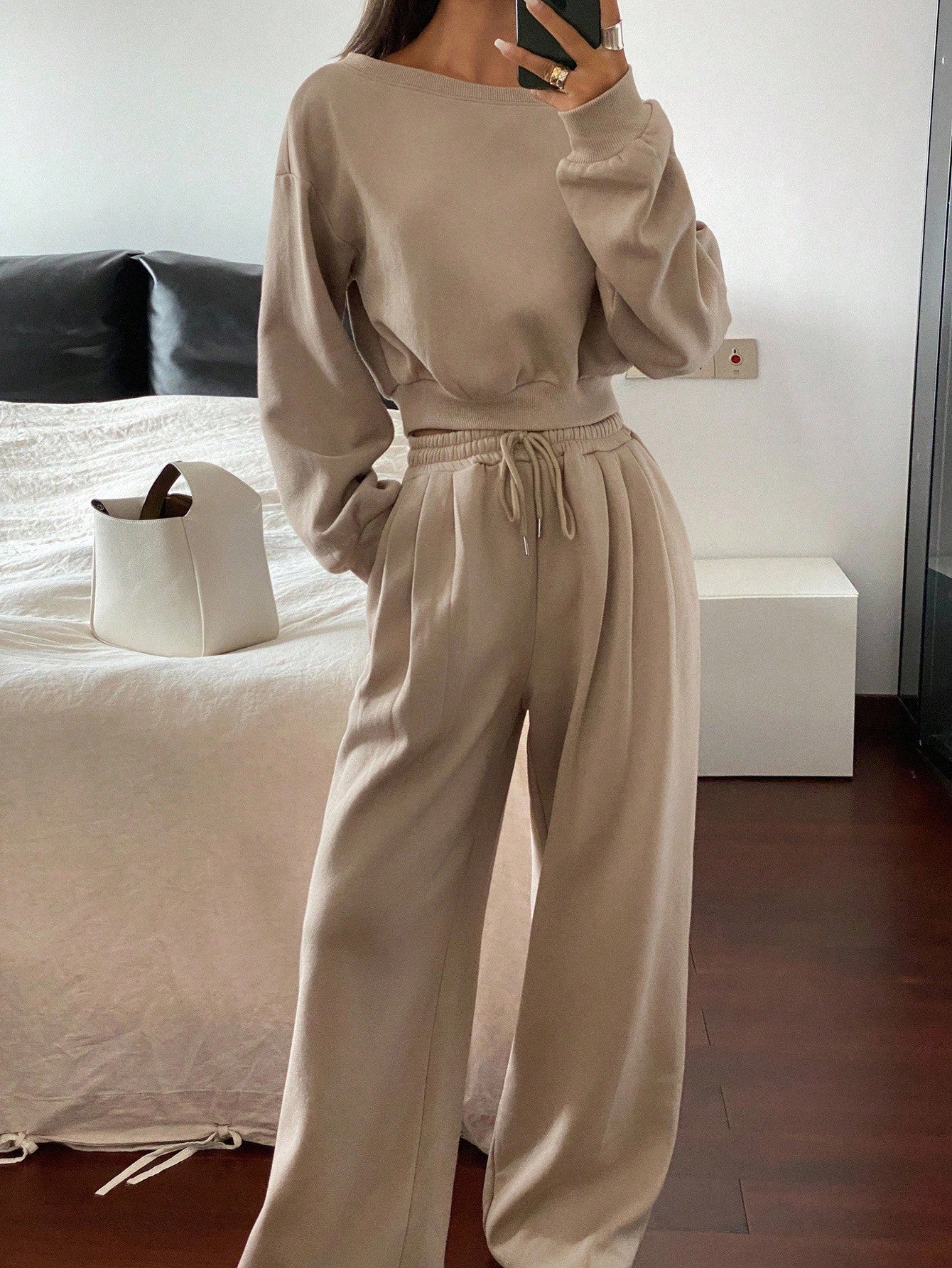 Relaxed Age-reducing, And Chic Sweatshirt Casual Sportswear Set